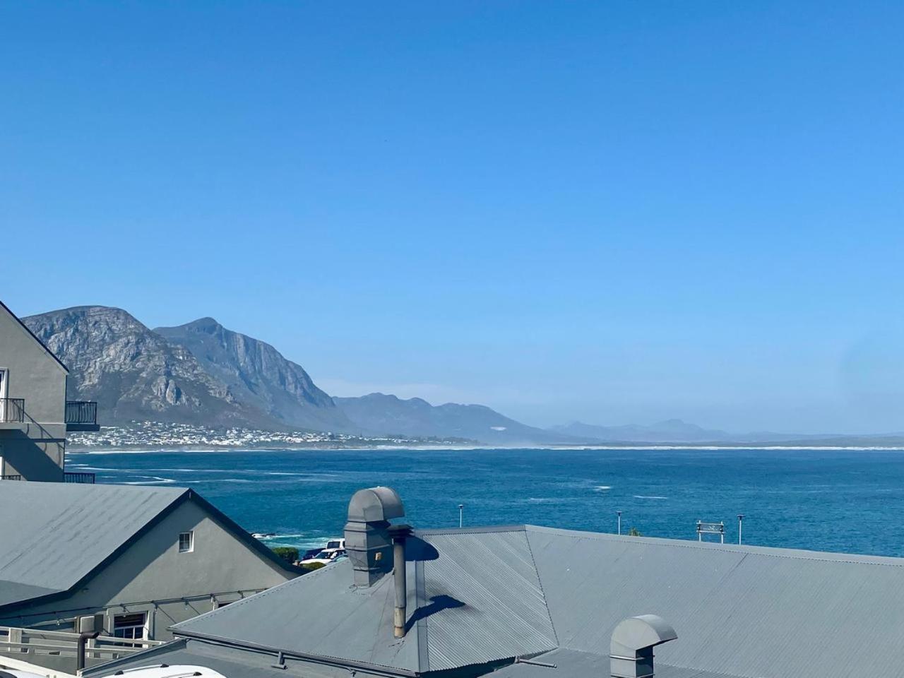 Hermanus Waterfront Apartment Exterior photo
